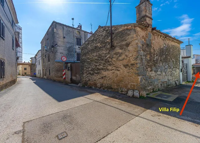 Filip Villa Galižana